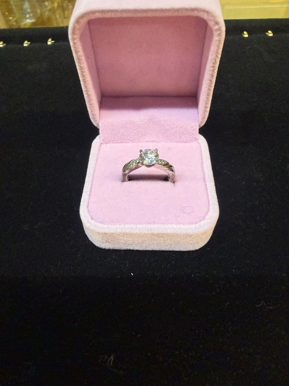 925 Silver Solitaire Engagement Ring with Clear Stone - stunning!!!